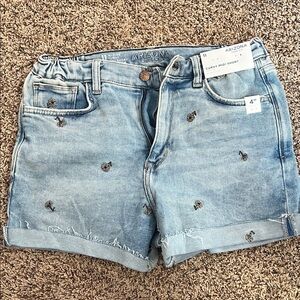 Arizona Jean Company Light Blue Embroidered Denim Shorts